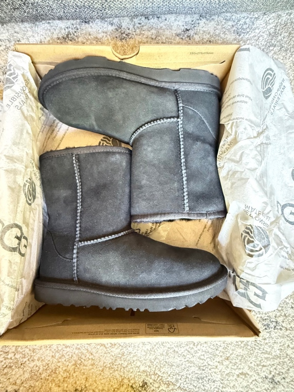 NIB UGG Classic II Boots Black Kids' Size 4